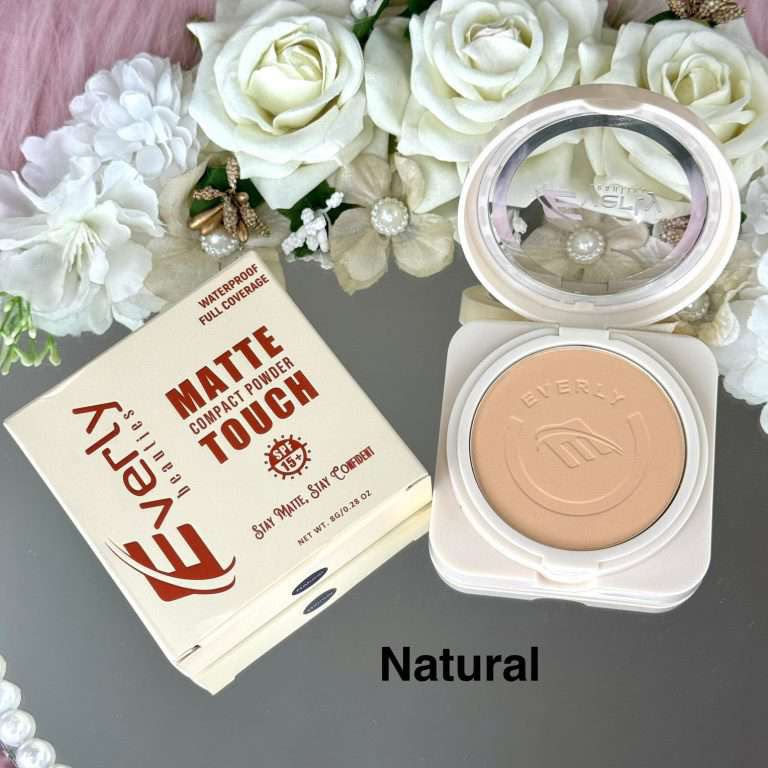 Everly Beauties Matte Touch Compact Powder SPF15+